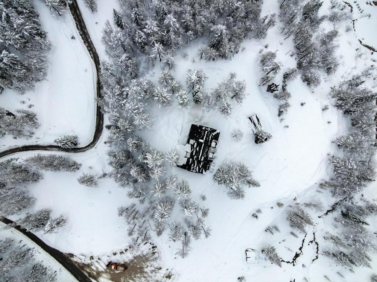 ホテル Erjavceva Mountain Hut At Vrsic Pass クランスカゴーラ エクステリア 写真